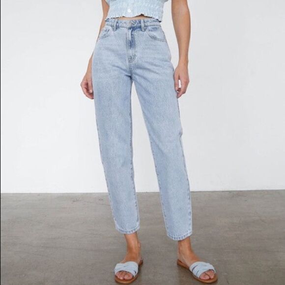 insane gene Denim - ✨ HIGH RISE CURVED BALLOON JEANS✨